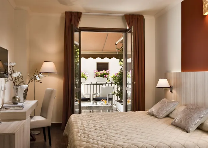 Della Signoria Otel 3*